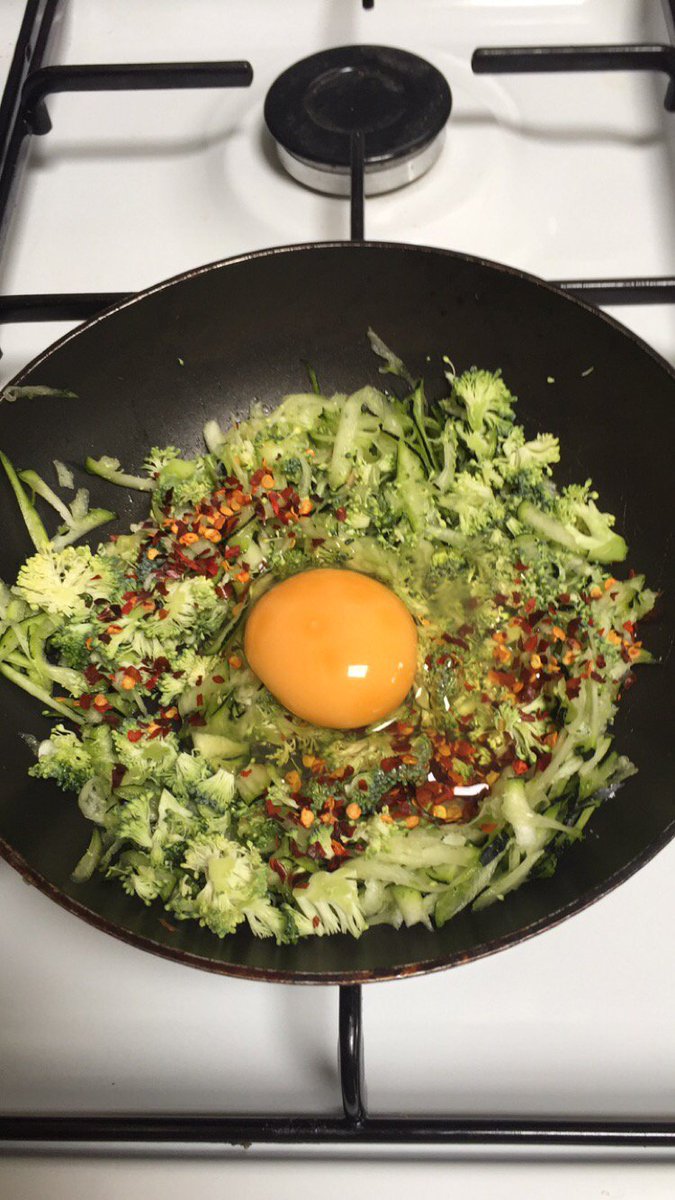 erica_thp's tweet photo. Breakfast today, just need to wiz it up and cook ๐ณ
#healthy #lifestyle #goals #yum #thehealthproject https://t.co/IdApzsNpgH