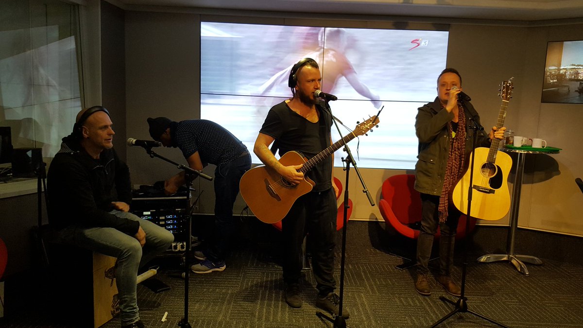 About to play live on @Xpress947 listen out to <a href="/947/">947</a> to hear <a href="/justjinjer/">Just Jinjer</a>