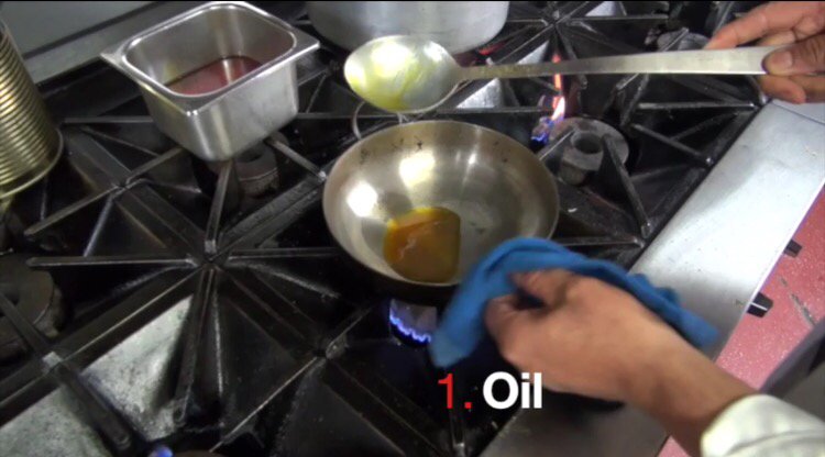 How to make a quick restaurant style balti by Balti Triangle’s <a href="/AlFrashBalti/">Al Frash</a>: ow.ly/hGzZ301ewPA