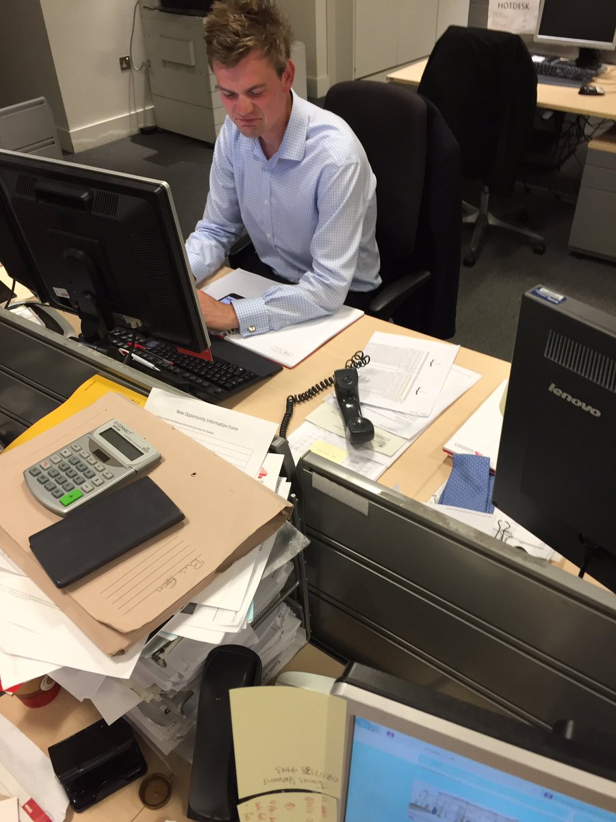 geraintsion's tweet photo. When the boss calls at 7:33am #blahblahblah https://t.co/5eZ7uToNsr