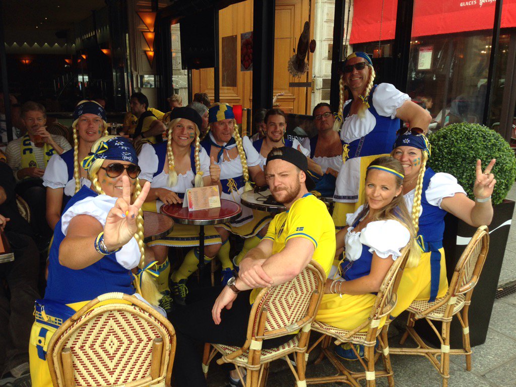 KevinTrafalgar's tweet photo. Swedish fans at the #Euros2016 dressed impeccably #Sweden- #Ireland. #LatinQuarter in Paris. #SimplyTrafalgar. https://t.co/ElUPgt1dfA