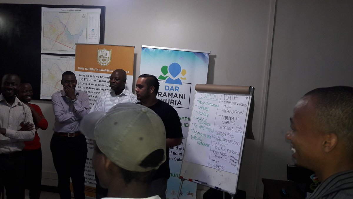 FUFUJID's tweet image. .@jpb4rretto and William facilitating about #Data &amp;amp; #OpenData on #OpenDataWorkshop #Buni #COSTECH @ODIHQ @WBG_ICT