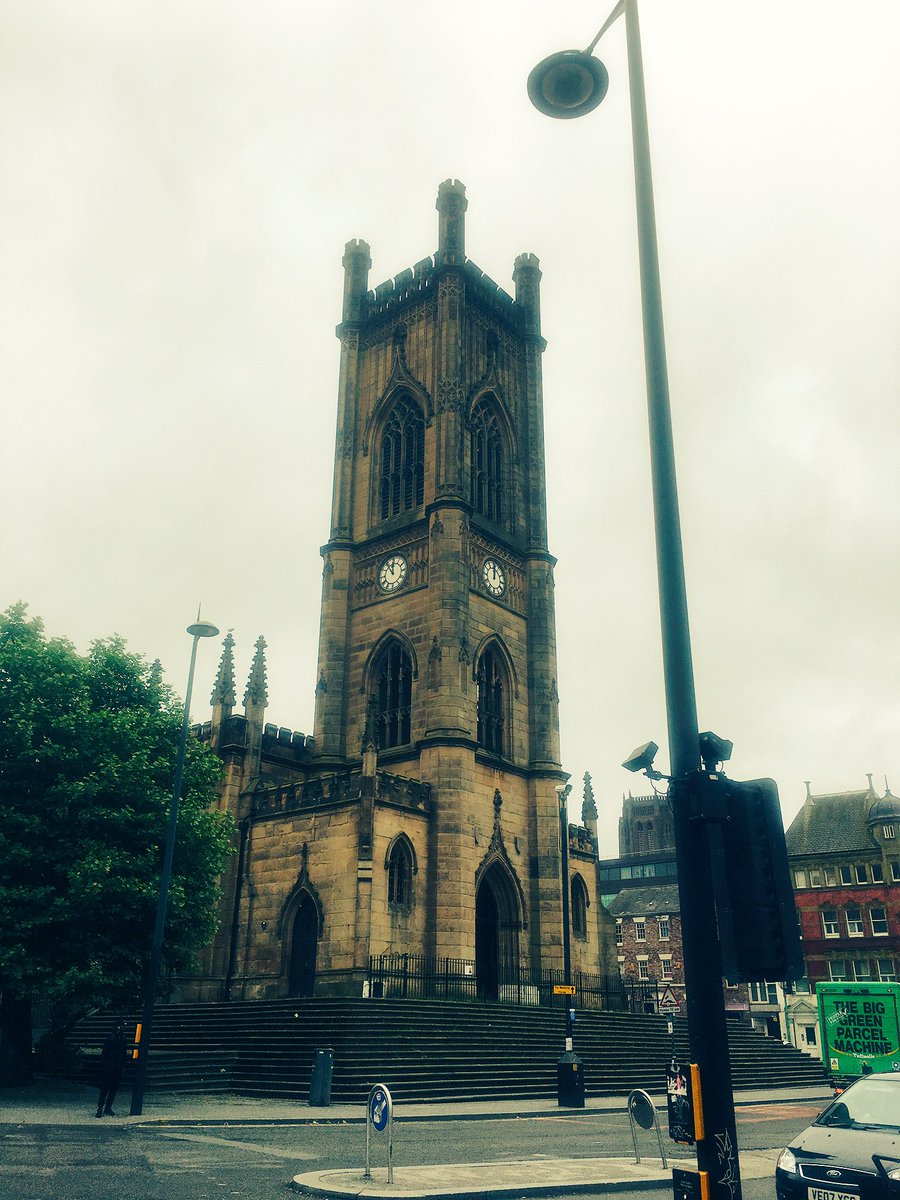 antonnewcombe's tweet photo. @BlundstoneAU #Liverpool https://t.co/CYfWwa7ayP