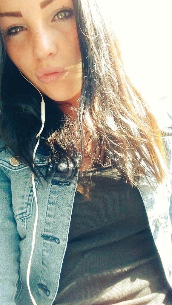 biibiichen's tweet image. Good morning