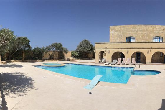 A fabulous Farmhouse located in #Gharb | Ref:105913 | Contact James on 9949 3147 | goo.gl/bqxOJ6 | #HOQ
