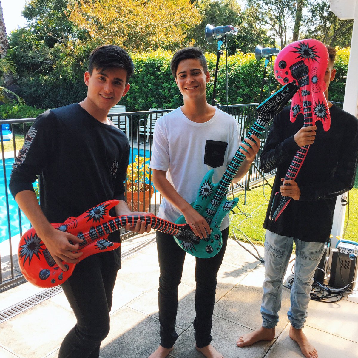 instereomusic's tweet photo. Tune into @dollymag tomorrow evening as we have a super duper exciting announcement!! https://t.co/md3WkRnElU