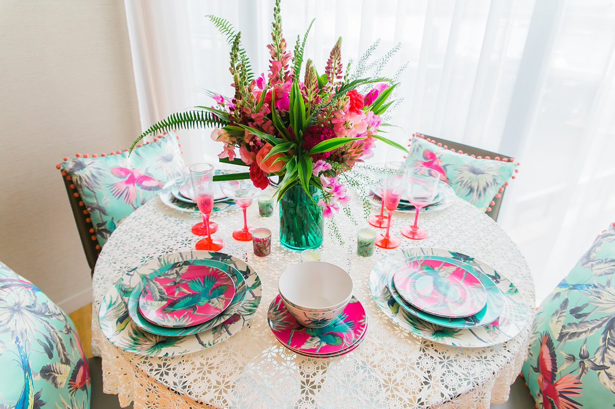 HOPDesignStudio's tweet image. New Post Klaxon: The Matthew Williamson @Debenhams luxe apartment is here buff.ly/235C4dH - @DebenhamsPRTeam