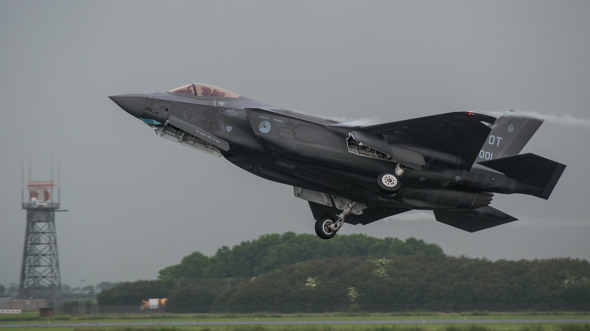 #F35 &amp; team zijn return to base. NL heeft kennisgemaakt met de straaljagers. 323 TES sqn succes met de OT&amp;E in de VS