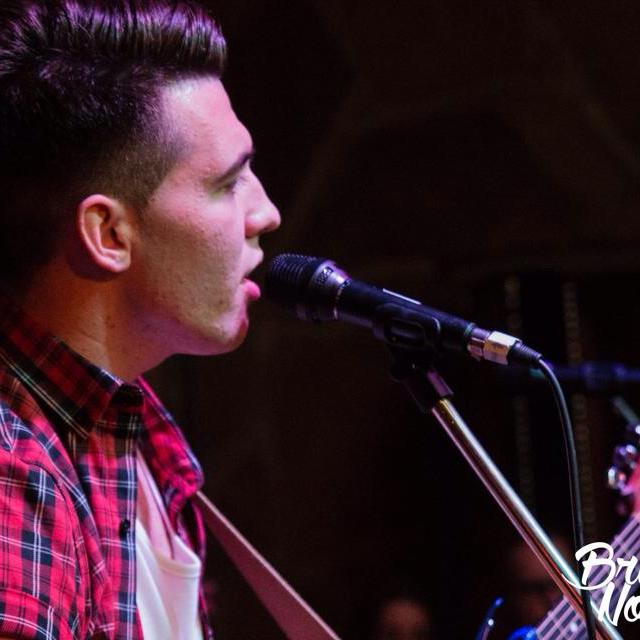 GroveBooking's tweet image. **TICKETS AVAILABLE HERE!!**....www.ticketsource.co.uk/futurefest
@heidiemmapeach @Leo_GoldenChild @Camforrest97