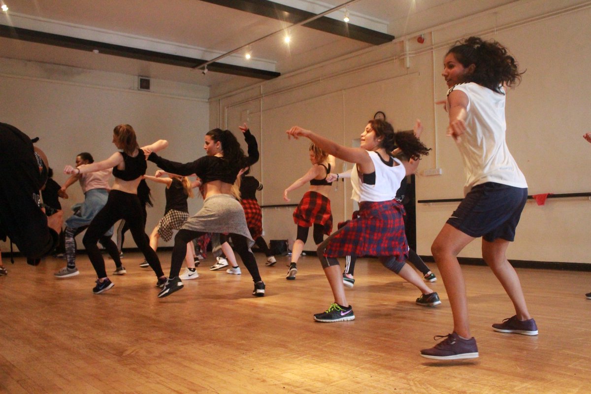 RubiconDance's tweet photo. Kinda what we do on a daily basis. #SCWeek2016 #ilovesdiffcharities #Cardiff #dance https://t.co/mOq9ZVQ2A8