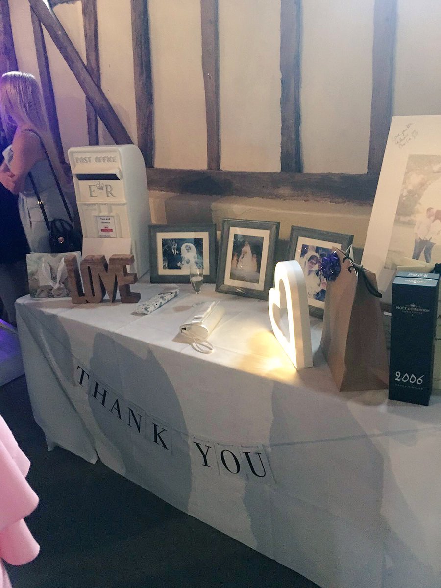 LollyProps's tweet photo. 💌Saturday's post box hire at #Pledgdon #barn #weddingvenue For all #hire enquiries please message us RT #newlyweds https://t.co/0X1XZg8yyk
