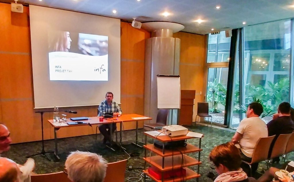 MindOnSite's tweet photo. #MOSClub retour d'expérience de INFA avec notre cher @franckbonnamy #MOSPlayer #iPad #MOSChorus https://t.co/Uc2nAZ2seF