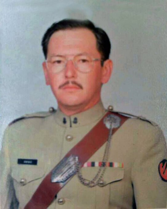 View image on Twitter