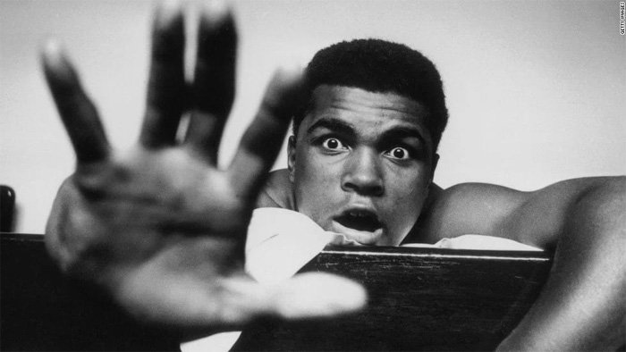 sextapes's tweet image. HOLY CRAP! #MuhammadAli Gumbo Party #SexTape #Porn #Videos Go On The Auction Block! Details: showbizspy.com/sports/muhamma…