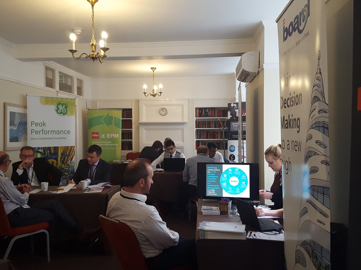 DipikaT90's tweet photo. First set of meetings are underway! #ConnectBI https://t.co/14zjds45Yj