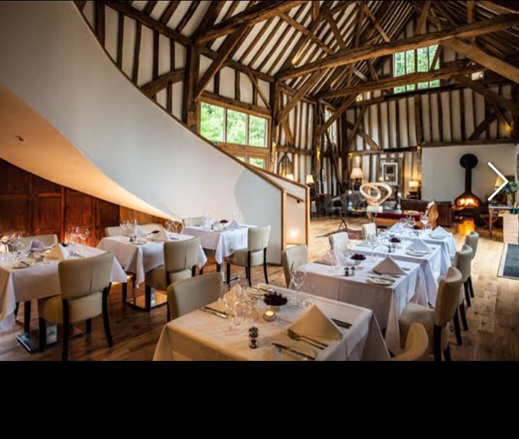 SootySteves's tweet photo. Last #winter I swept #chimneys at the @barnroundhurst, a #luxury 5* b&amp;b 17th century #convertedbarn #chimneysweep https://t.co/4tnXYVh0nJ