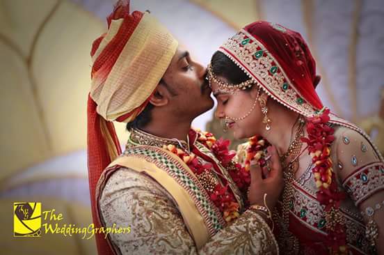 TheWeddingGraph's tweet image. As the wedding nuptials end, 
Kunal and Chandan’s new life begins…