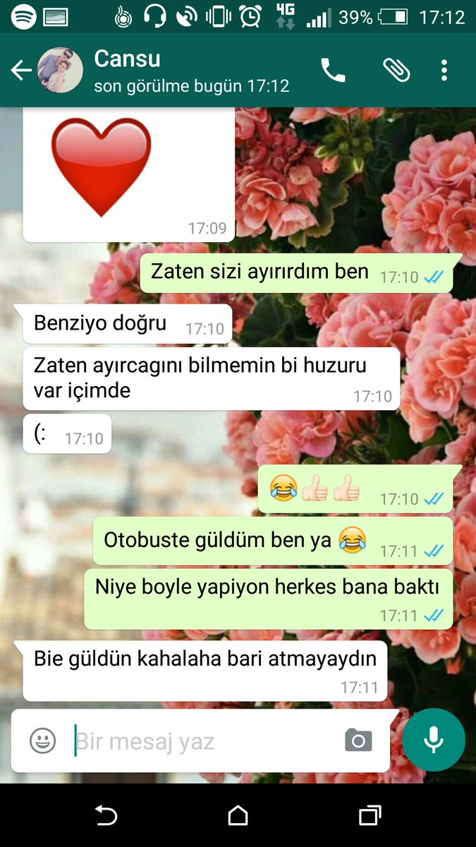 Iste bu benim en iyi arkadaşım iyi arkadaş olmak bunu gerektirir