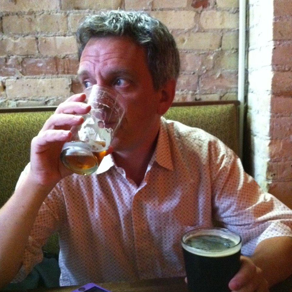 WisBeerGuide's tweet image. RT @WisBrewingCo: last minute #FathersDay gift? We have the author of @WisBeerGuide selling his book 12 - 3 on Sun!