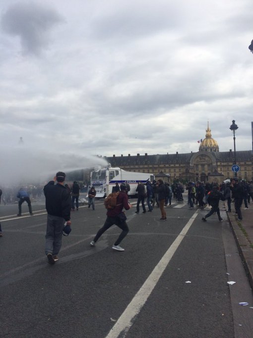 View image on Twitter