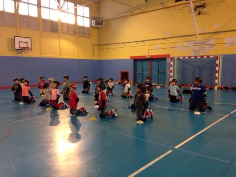 SainteMarie59's tweet photo. Au tour des CE1B de s' essayer aux rollers.  Matinée géniale,  d'après les intéressés et leur enseignante! https://t.co/gpyuvZcug2