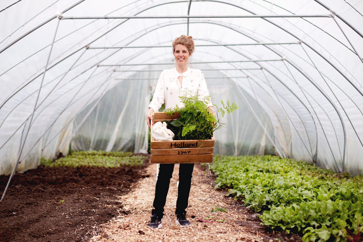 Meet new start-up <a href="/sprinklr_co/">sprinklr</a> that delivers seasonal boxes to your doorstep bit.ly/1rmmLPZ #weletitgrow