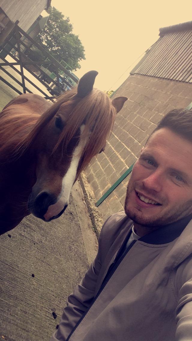 Ryankay19's tweet photo. @brianmoore1 @TFMradio #petpose definitely 40% happy with pets https://t.co/MYXQznCH77