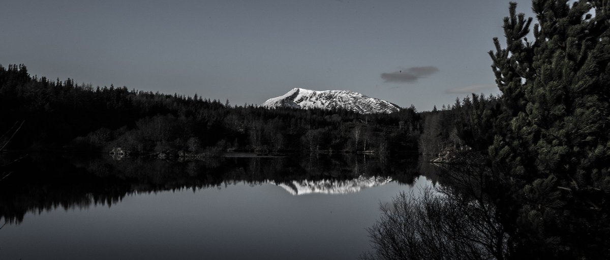 VIDEOfeet's tweet photo. Such a great #location for #thadows back in Jan. #filming #snowdonia #scifi #art Photo by Sam Perry https://t.co/enDNZmf4me