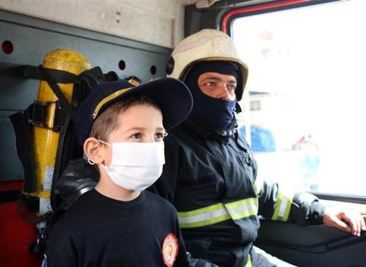 itfaiyeciler's tweet photo. . @mkulunk Ülkemizde itfaiyeciliğin meslek statüsünde olmadığını çocuklara söyleyemeyiz!!
#İtfaiyecilikMeslekOlmalı https://t.co/HRFyZG15ZE