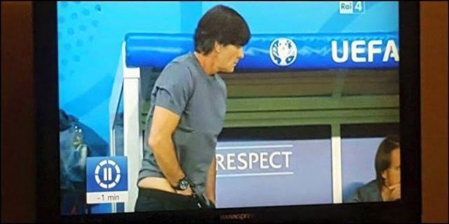 theMisterCEE's tweet photo. Lol!!! German Coach Caught On Camera Scratching &amp; Smelling His Balls During Match (Photos… https://t.co/19BMpkd9F5 https://t.co/RqU4l504nT