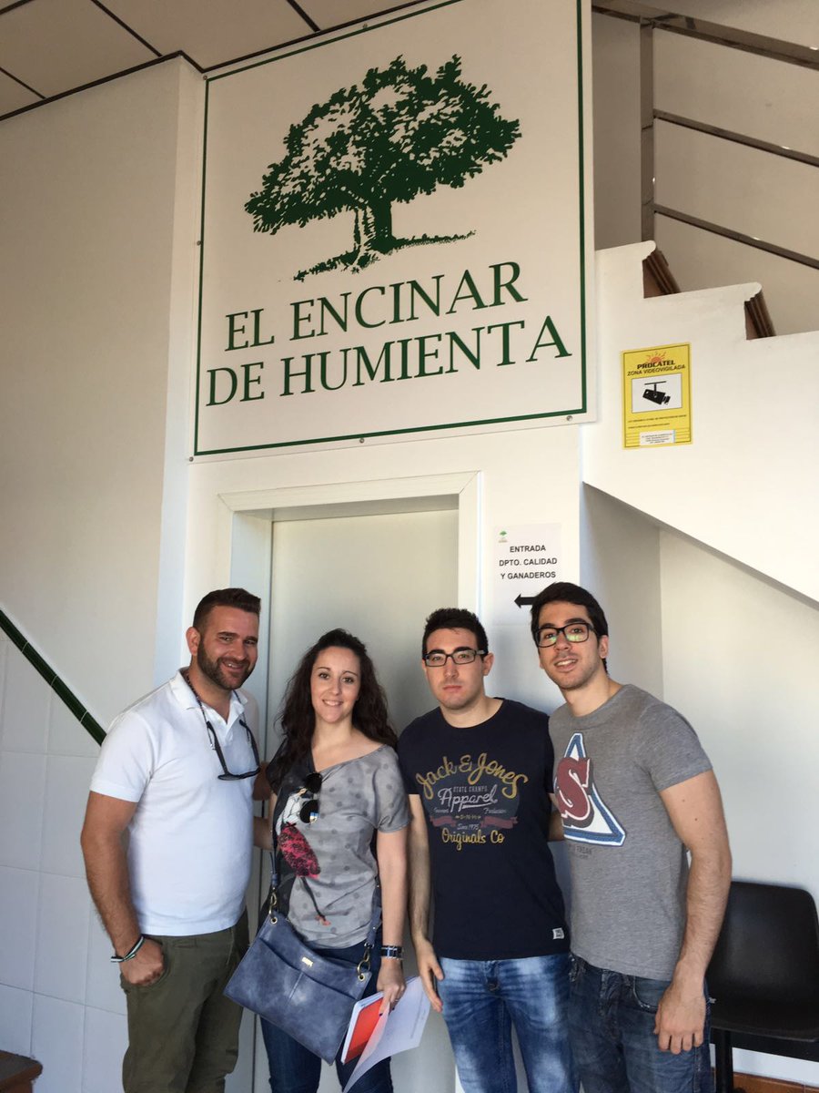 lanzaderanaval's tweet photo. Más #intermediaciones 🚀Semana repleta de visitas a empresas. #MaristasNavalmoral #ElEncinardeHumienta @fundacionTef https://t.co/799afF3Mwv