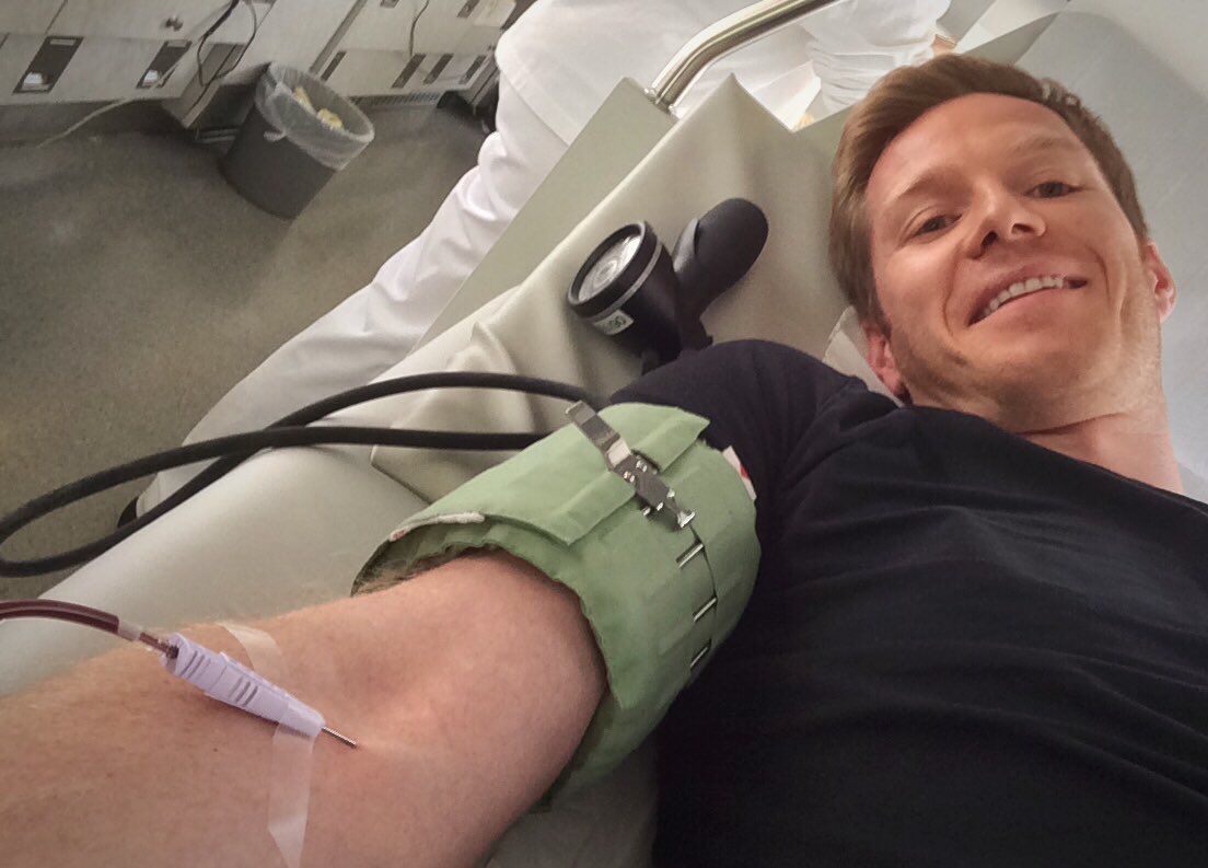 floriandanner's tweet photo. Mach' grad auf @leonalewis 😉 #keepbleeding #keepkeepbleeding #weltblutspendetag #herzblutchallenge https://t.co/ivmW72zBwg