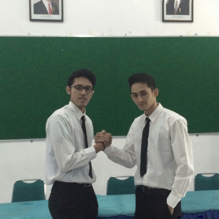 Selamat buat Firhan &amp; Eno seminar PKL perdana Corei3! Semangat temen temen yang lain, buruan nyusul yaa 😊