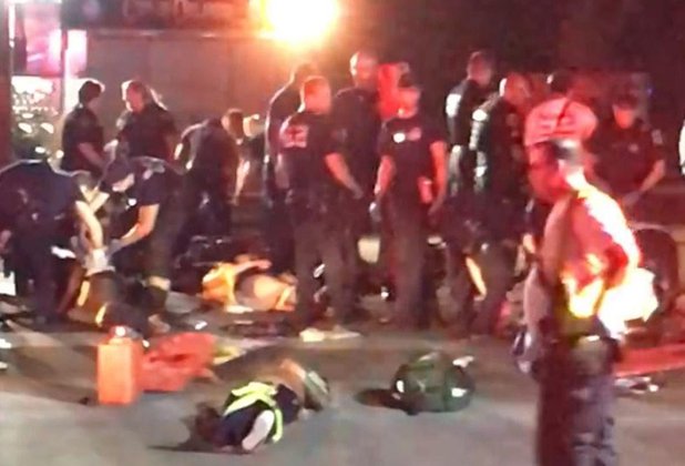 cnnturk's tweet photo. HDP: IŞİD'i besleyenler, Orlando katliamından da sorumludur https://t.co/m6qXE25Wad https://t.co/pGhhO1dApw