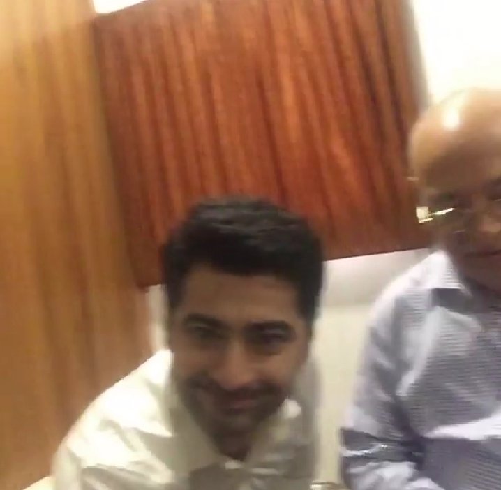 Harshad_AroraFC's tweet photo. @har1603 having lunch with the cast ❤😍
Posted by Natasha ma'am on Instagram. 
Link: https://t.co/lDSIsIZ6AQ https://t.co/y7tdmNoiGn