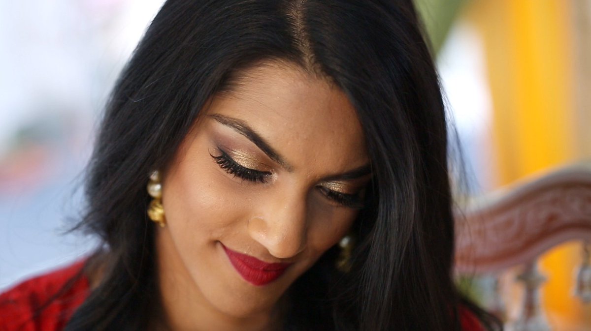 roblesvideo's tweet photo. #mehndi #henna #indianwedding #weddingfilm #roblesvideo #weddingvideo #rhodeislandweddi g https://t.co/gpI78Lbf7D