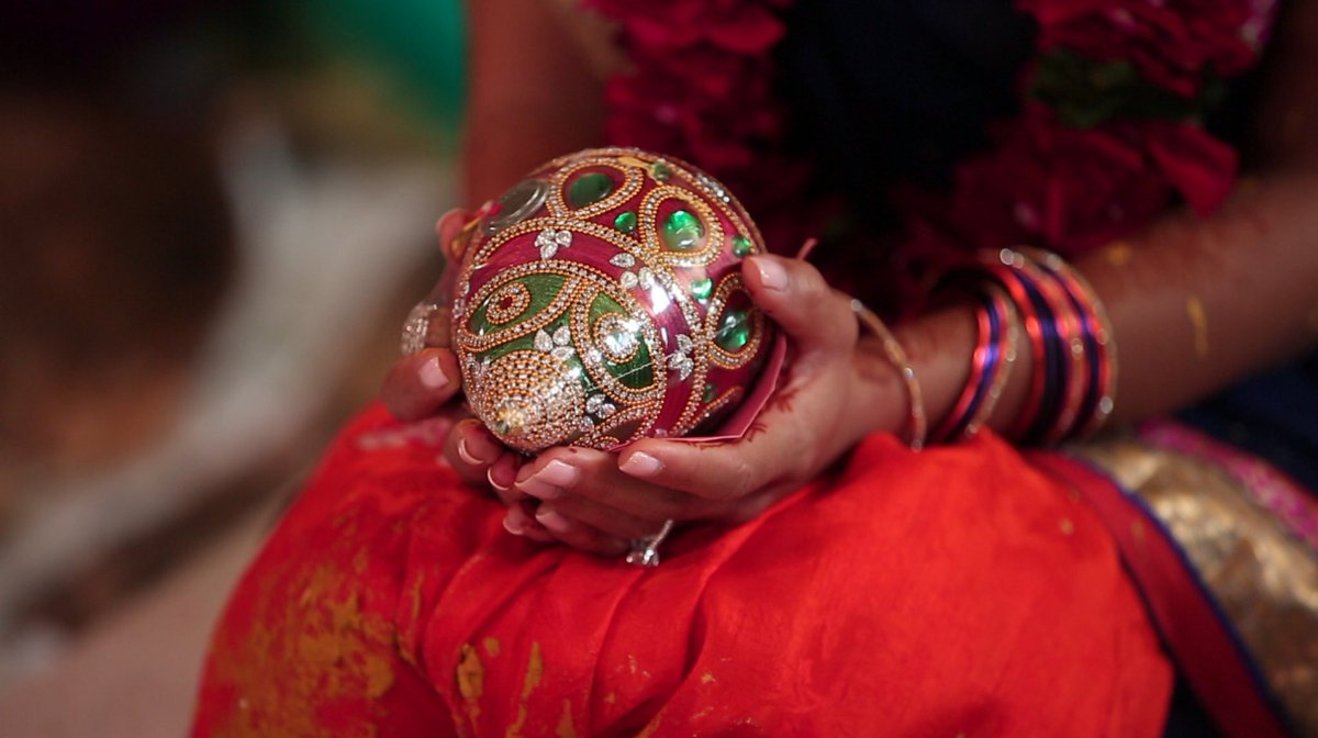 roblesvideo's tweet photo. #roblesvideo #pithi #grashanti #indianwedding #weddingfilm #weddingvideo #rhodeislandwedding https://t.co/XioOEeNfkZ