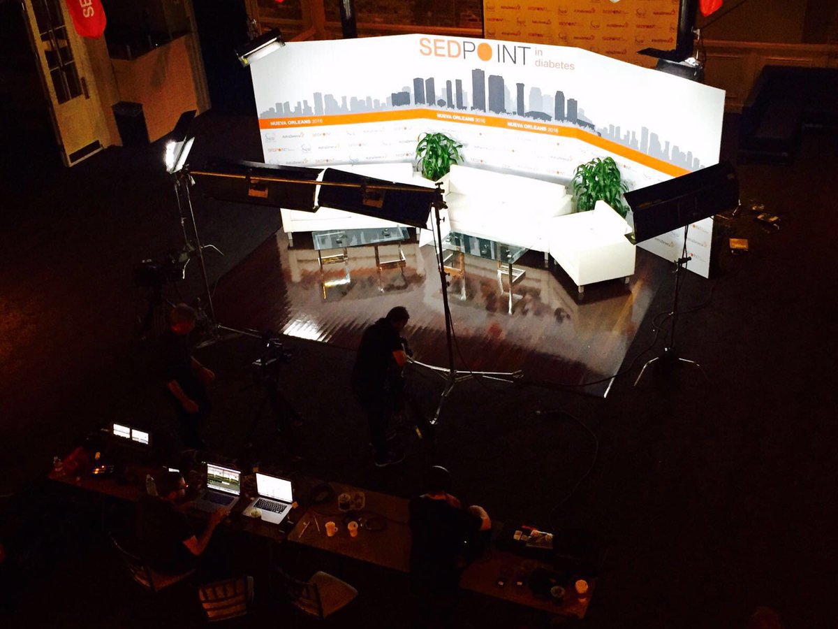 somos3ways's tweet image. 1 hora para #SEDPOINT Ready to go! @SEDiabetes @AstraZenecaES @estebanjodar