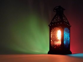 EAUKnews's tweet image. Praying during #Ramadan? Find out more about @MahabbaNetwork #LoveFast daily emails eauk.org/church/stories…