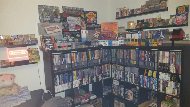 HTC_Vive's tweet photo. @syntheticworlds I am so hyped, guys! I mean, I have nothing to play in my #retro collection😄 #nintendo #nes #sega https://t.co/QOez1yhBRR