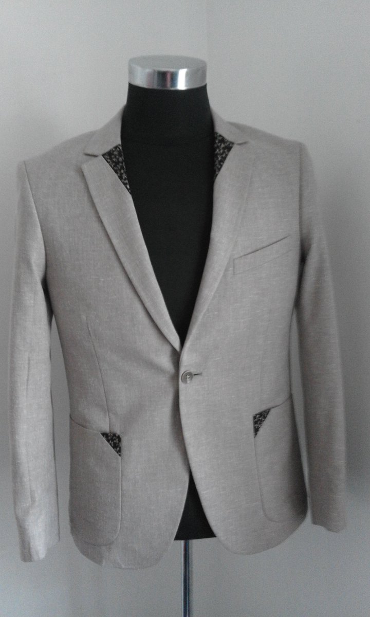 BLAZERS FOR MEN,<a href="/MefaCreations/">MEFA CREATIONS</a> OFFERS EXCELLENT QUALITY AND PERFECT FIT.