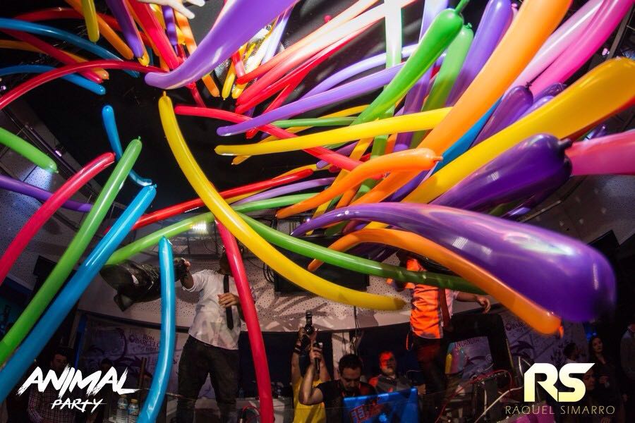 RRPP_DISCOS_FES's tweet photo. SI NO TIENES TU ENTRADA 
PIDEMELA YA  Y NO TE LO PIERDAS 
POR SOLO 8€ ➕🍸
A las 17:00  pre-party ❗❗ 🎉🎉
 📲 610816854 https://t.co/1drqlUzxZO
