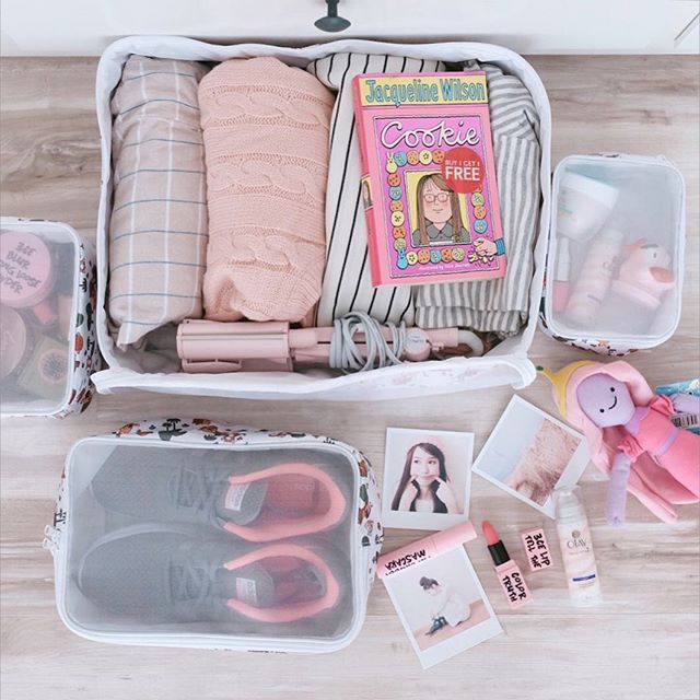 pimthastory's tweet photo. แค่ซื้อผลิตภัณฑ์ Olays ครบ2,499 บาท ที่ Top supermarketรับกระเป๋ามะม่วงcollection มูลค่า1790ฟรียกเซ็ท #olays #pimtha https://t.co/GGkz9mF2ZL
