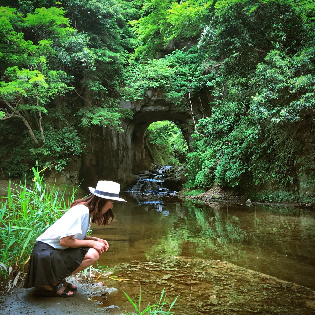 koyayuri's tweet photo. この間 清水渓流公園、濃溝の滝に行きました！

まるでジブリの世界みたいじゃない？💕千葉にあるんだよ〜！これぞ絶景( ˙˘˙ )♡*

綺麗な景色の場所たくさん見つけたい☺️🌌✨💫 https://t.co/LkAbKG5SQT