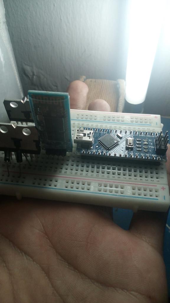 pdastan687's tweet image. #Arduino_Nano
Bluetooth HC-06
Darlington Tip 120 Transistor