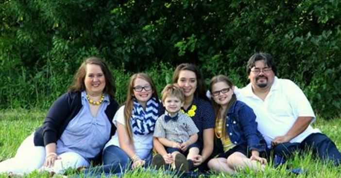 Brandy aged out of #fostercare, now opens her home to other youth in care ow.ly/gRvI301dOLx   via <a href="/AdoptUSKids/">AdoptUSKids</a>