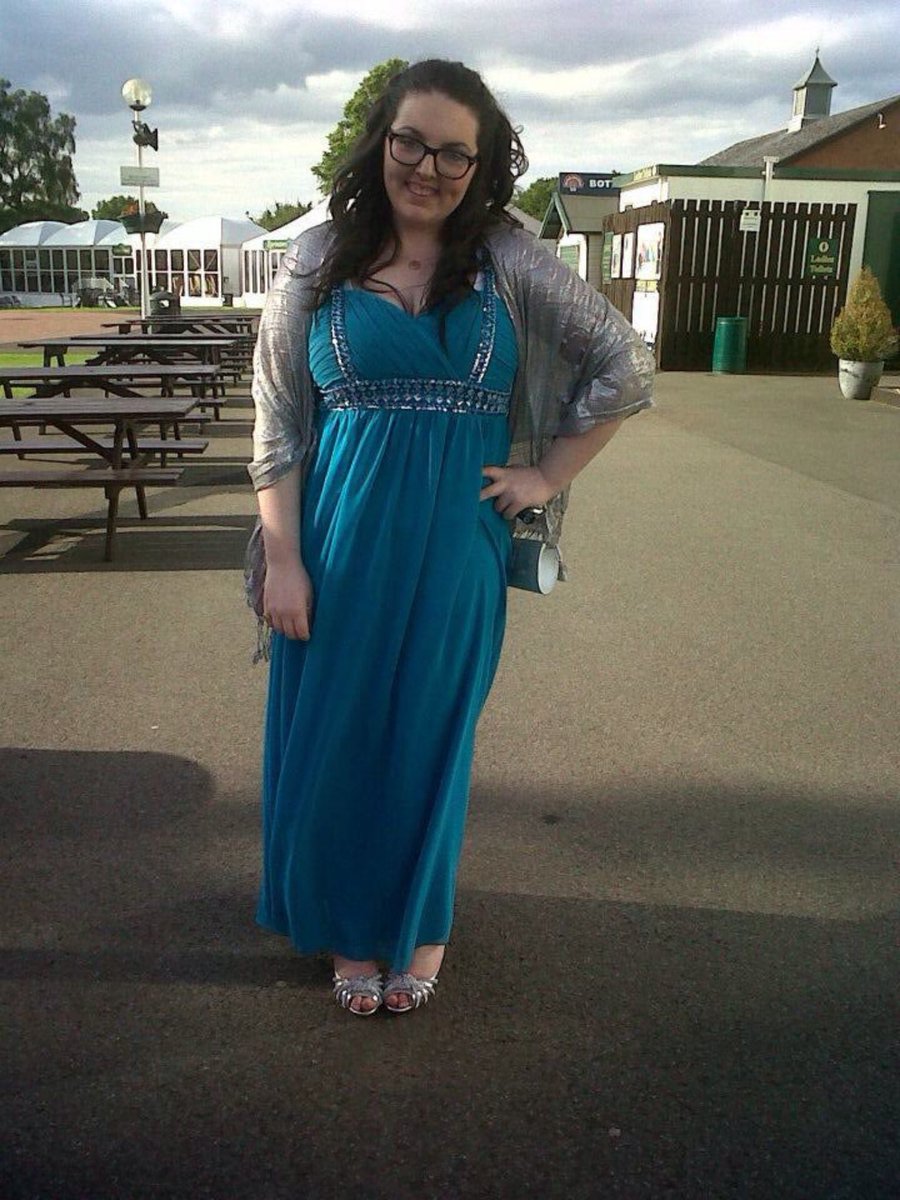 darcisara's tweet image. four years ago today #prom2012