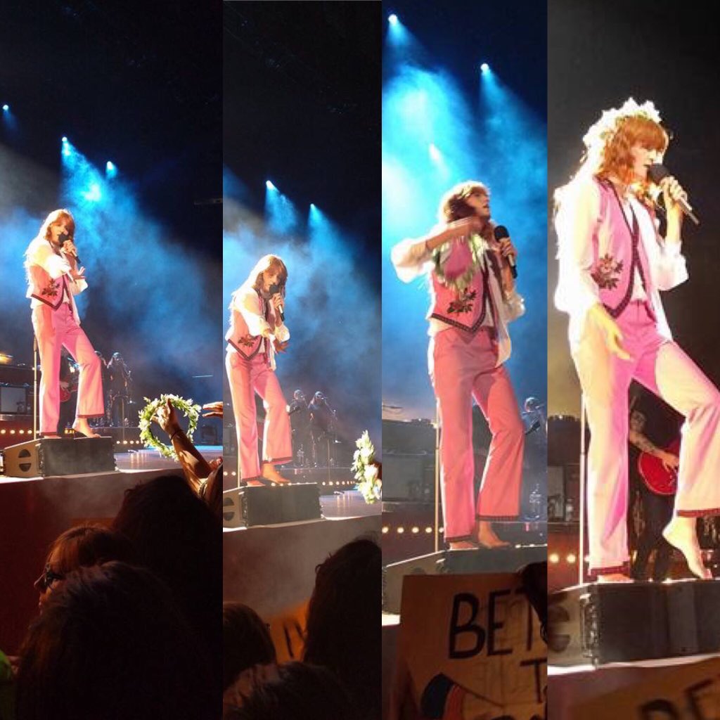 KawannaPenaC's tweet photo. @flo_tweet today today marks a month since this moment. Thank you for helping me become a Lion Hearted Girl💙 https://t.co/Suw2qR023V