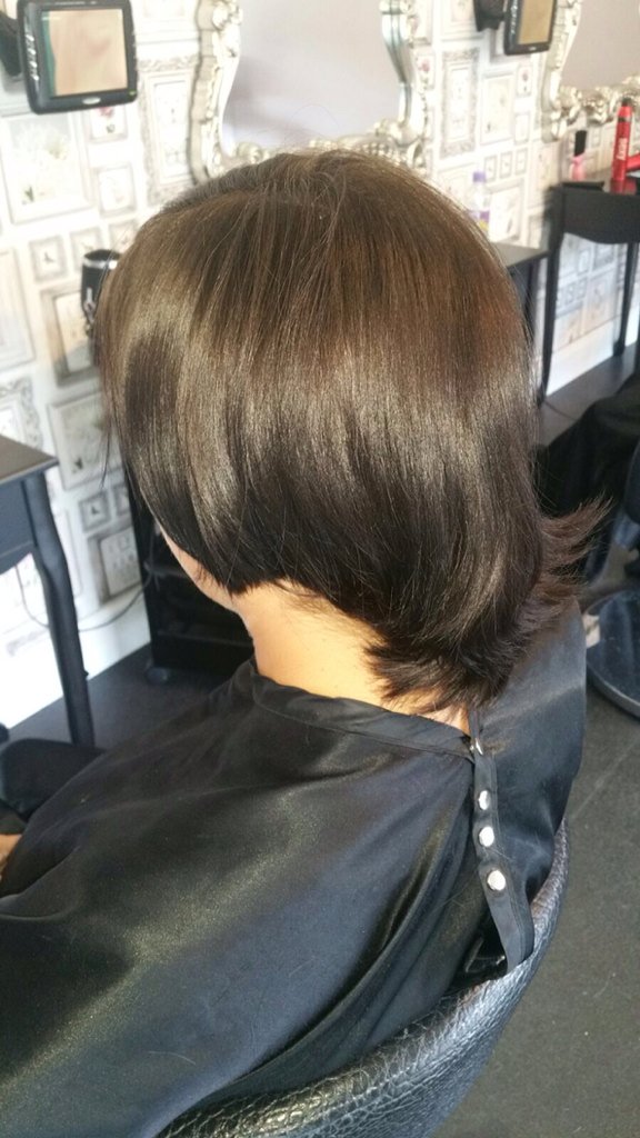 cherrybombgals's tweet photo. Great before and after by Nicola at our Helsby salon! #hairhour #behindthechair #creativehead #hji https://t.co/1sHlq0IxOh