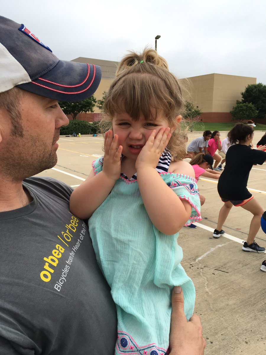 SpiritofSaginaw's tweet photo. Band Family Fit Day #1 done! Awesome work! #shsshines #emsproud https://t.co/ddo1gQ6XCS